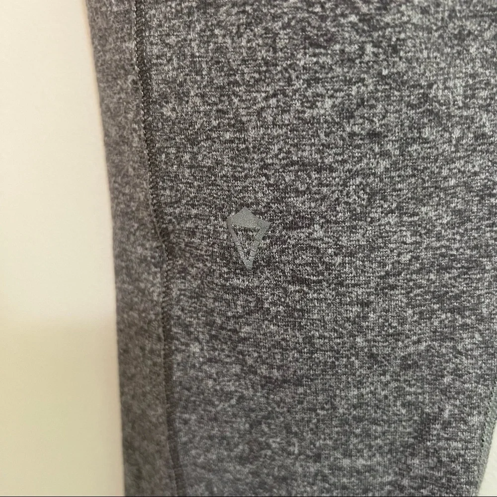 Ivivva Gray Heather Side Pocket Leggings